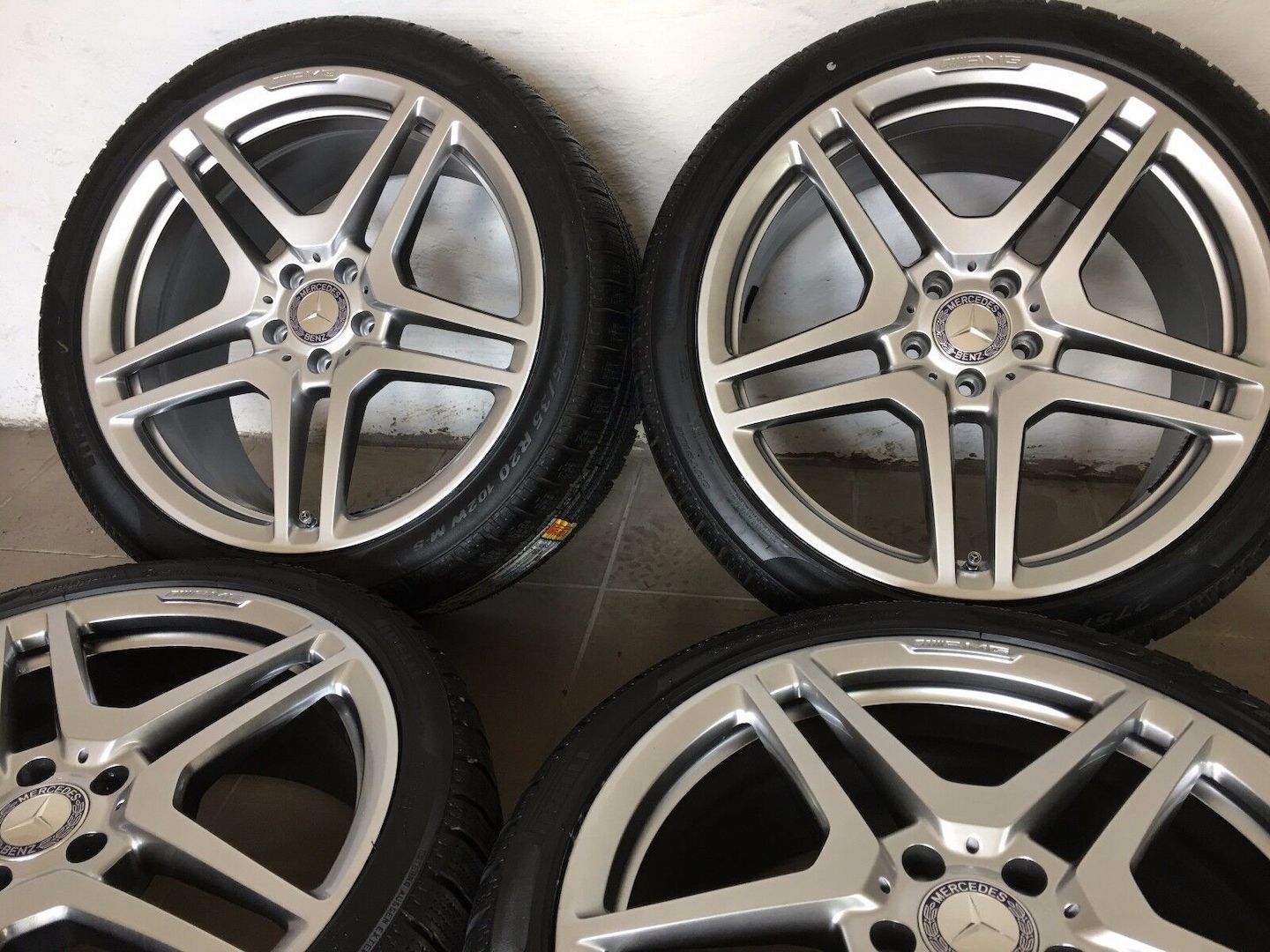 AMG Felgen Winterreifen 20 Zoll Mercedes
