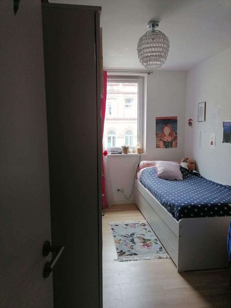 5 Zimmer Wohnung 5 Zimmer Wohnung
