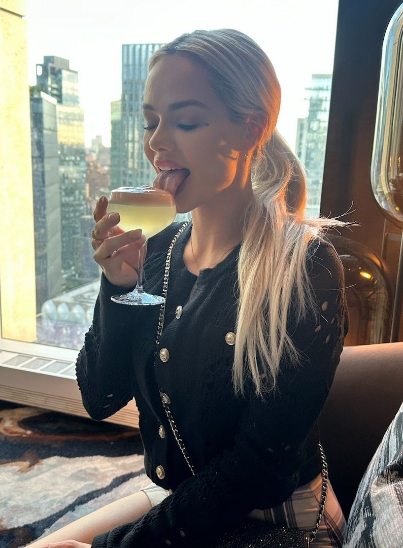 Sie, 30, sucht für heute Abend ein Date.