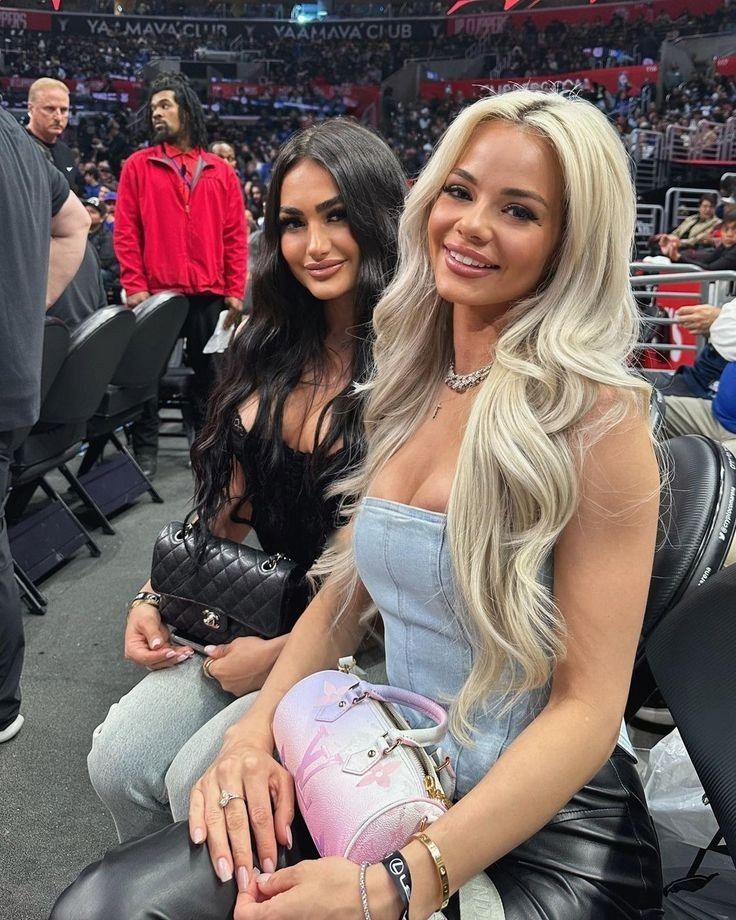 Clara , schöne Frau, möchte wieder treffen