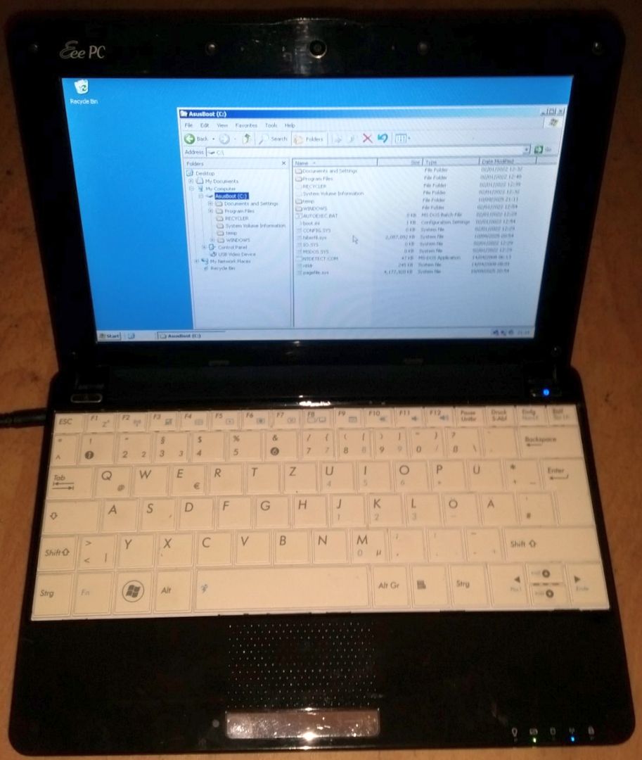 verschenke Netbook Asus Eee