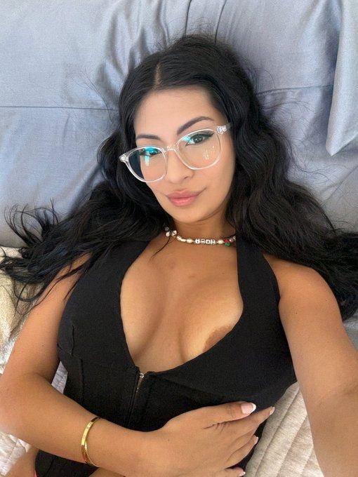 Ich spiele mit Nähe, Spannung, Berührung