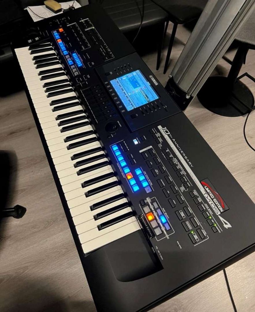 Yamaha Tyros 4