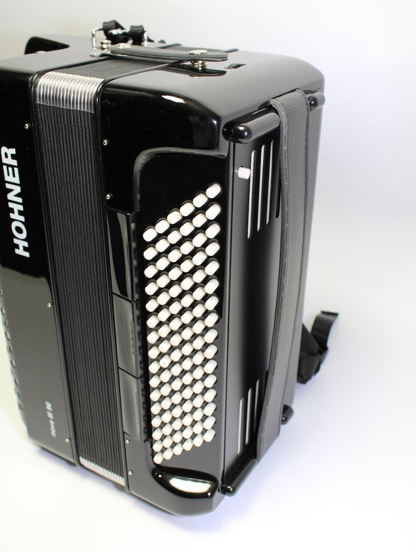 Akkordeon Hohner Nova III 96