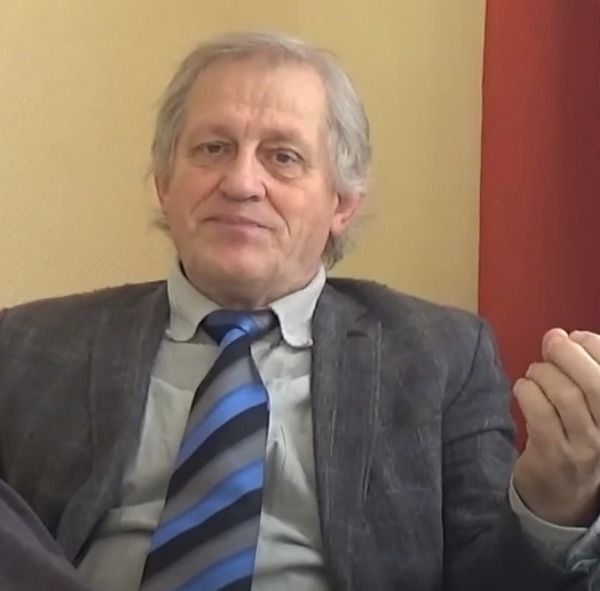 Ich suche jüngere Partnerin