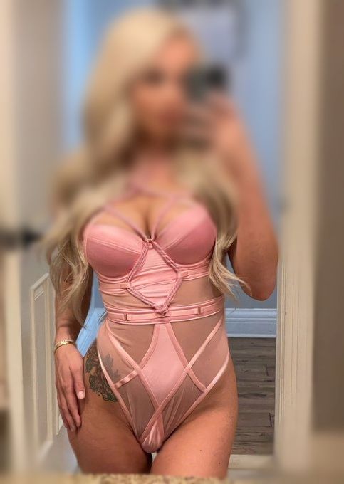 Komm und erlebe mit mir neue erotische Sexerlebnisse.