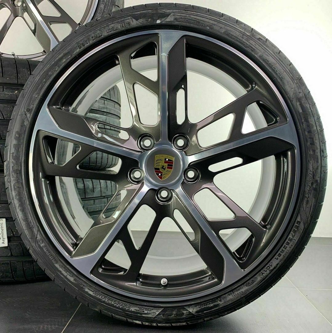 Porsche Taycan 9J1 Cross Turismo 21 Zoll Felgen Sommerreifen