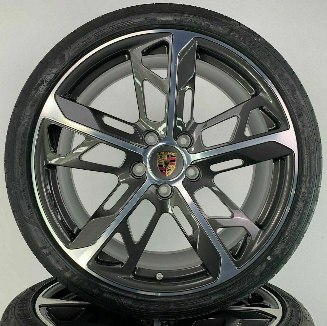 Porsche Taycan 9J1 Cross Turismo 21 Zoll Felgen Sommerreifen