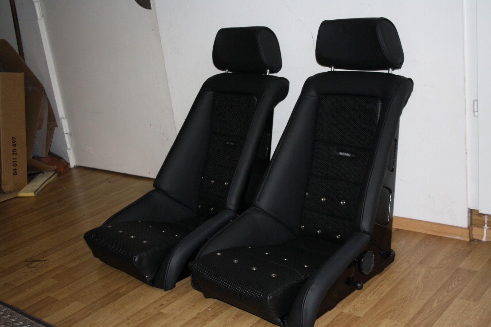 Porsche 911 F Model Schalensitz Singer Leder