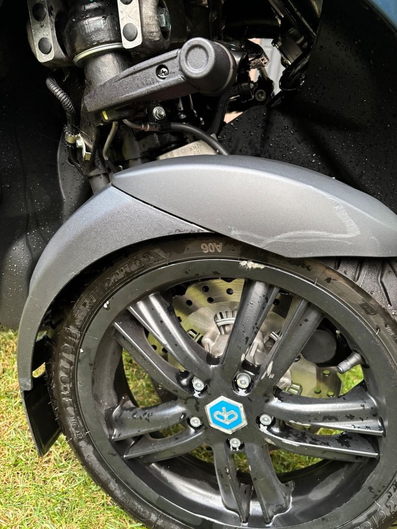 2024, Piaggio MP3 300 HPE Sport – DRINGEND!