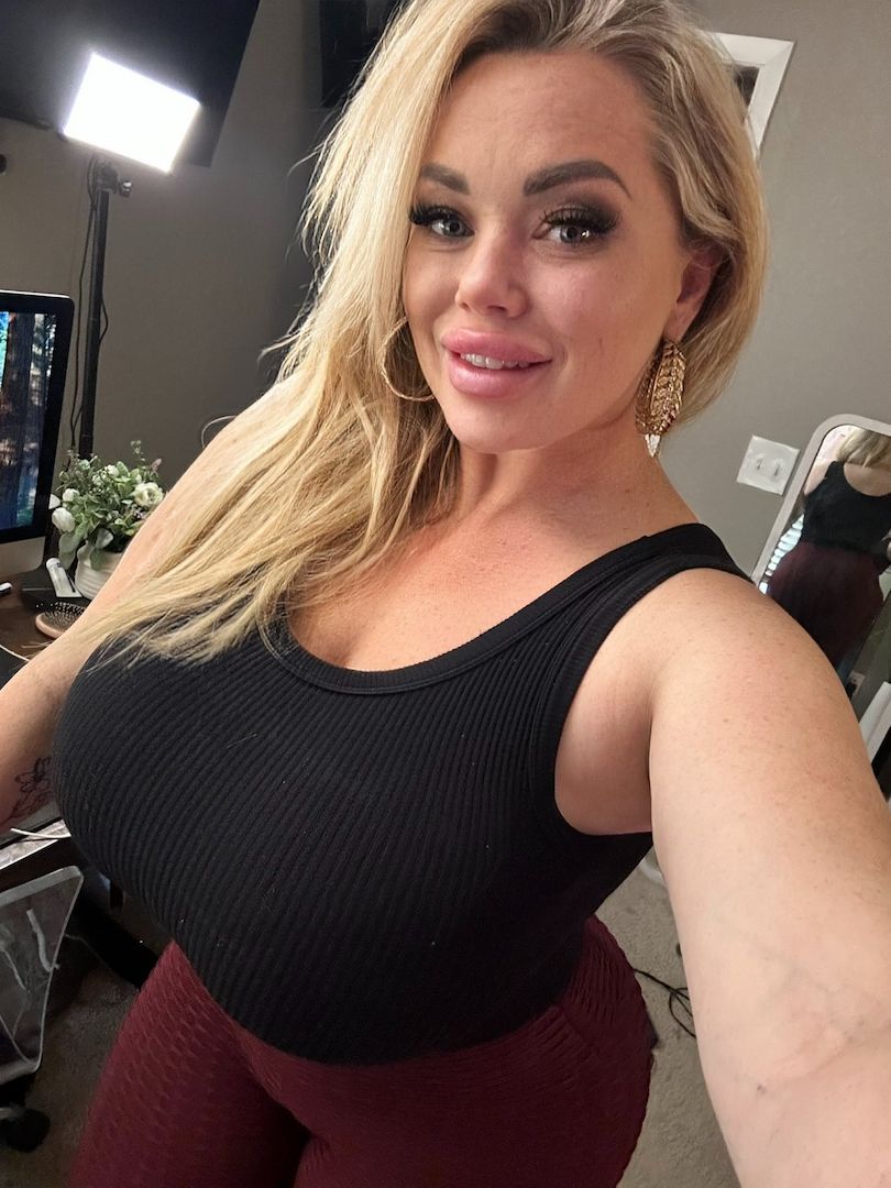 Neuer TS in der Stadt, komplette Dienstleistungen zur besten Zeit