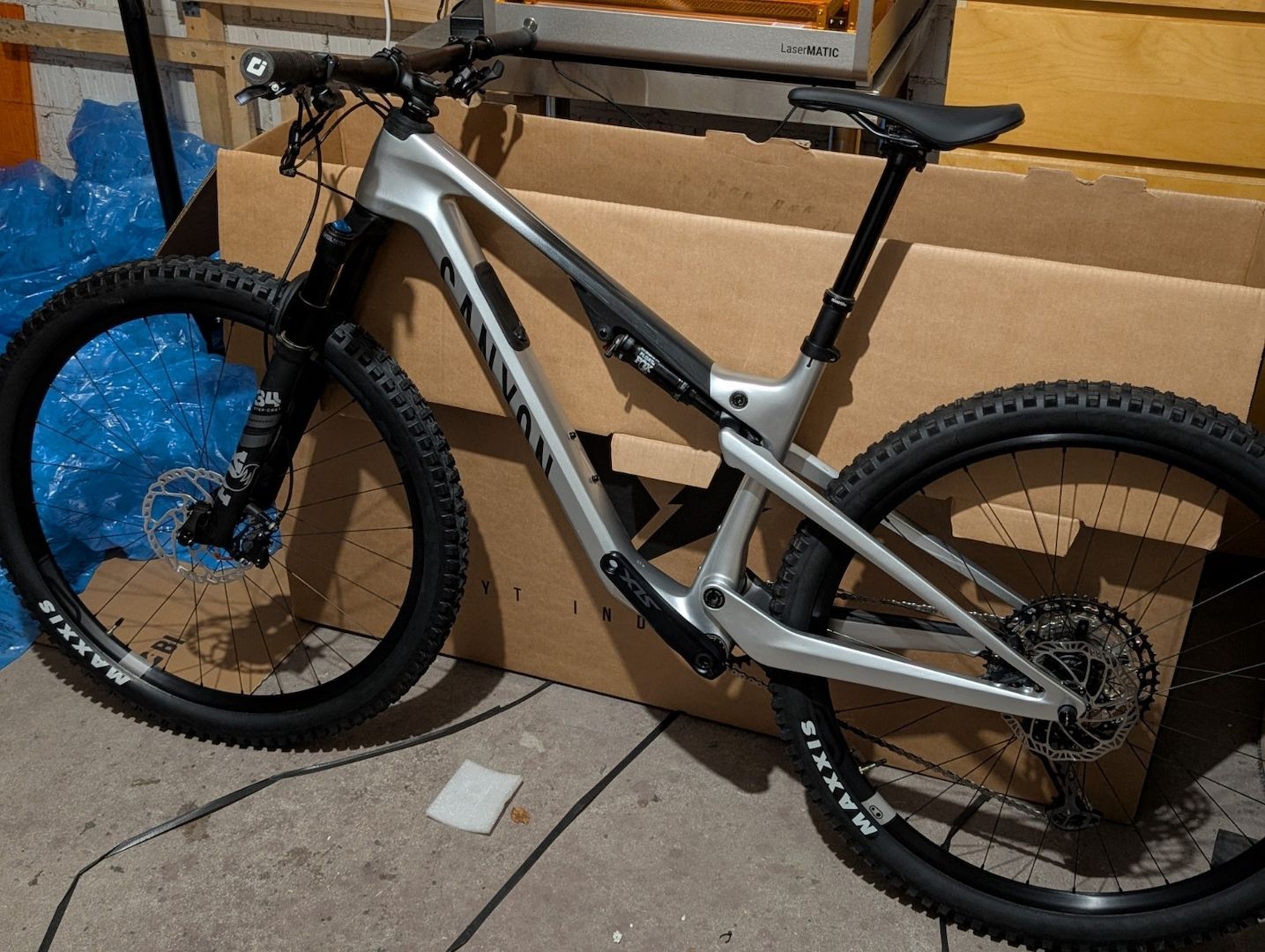 Canyon Lux Trail CF7 Mountainbike