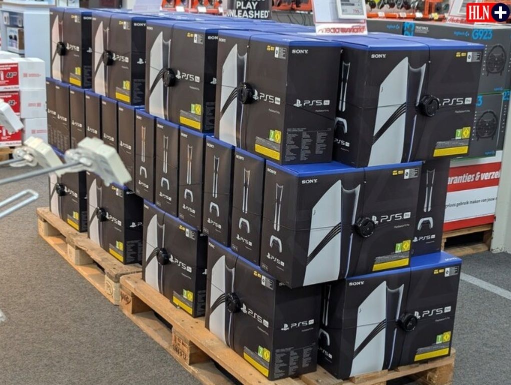 Sony PlayStation PS5 Pro, Sony PlayStation PS5 Slim, Nintendo Switch , Microsoft Xbox Series X 2TB