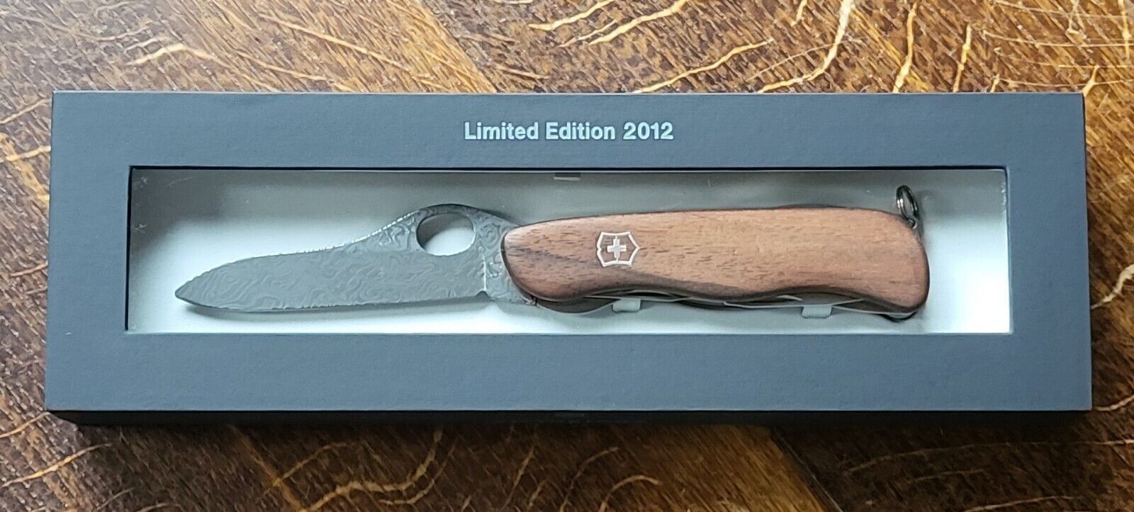 Victorinox Limited Damast Messer 2012 Sammlermesser