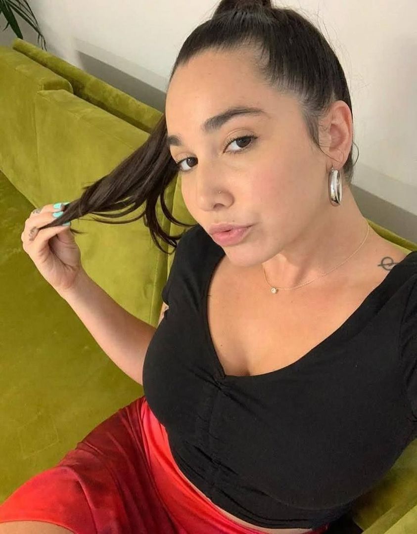 Ich bin heiß und sofort verfügbar