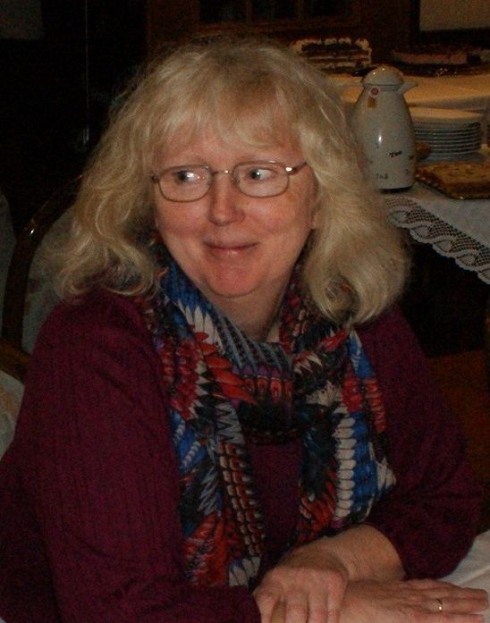 Älteres Paar sucht Paar oder jungen Mann/junge Frau (18+)