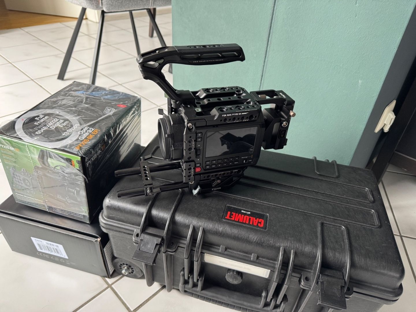 Blackmagic Design PYXIS 6K Cinema Camera EF