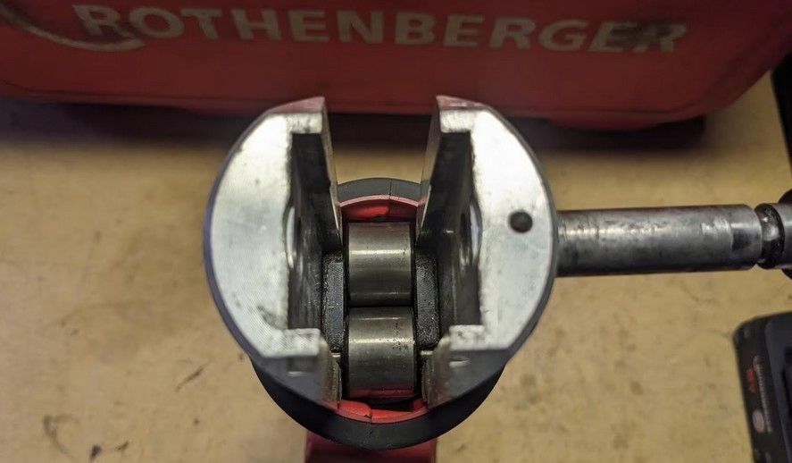 Rothenberger Romax 3000 Akku Pressmaschine Rothenberger Romax 3000 Akku Pressmaschine
