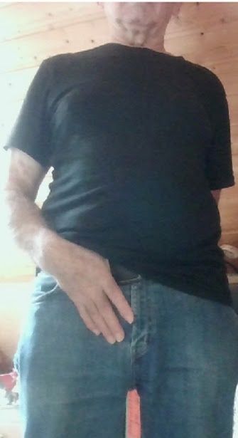 Er sucht Sie für regelmäßige diskrete Treffen