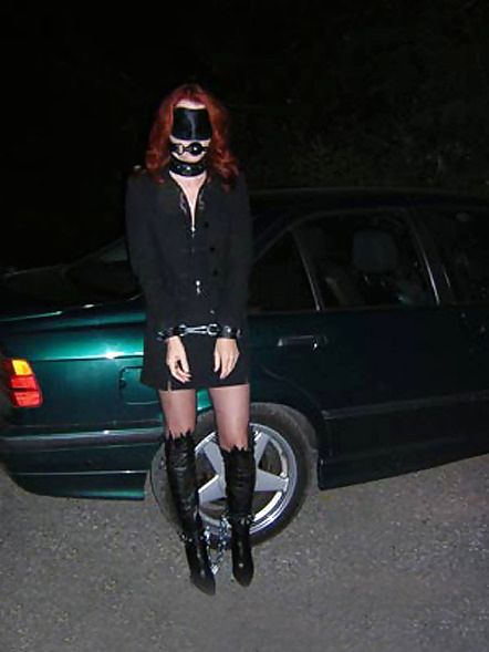 DOM SUCHT SKLAVIN,SKLAVENPAARE,CUCKIPAARE ODER FRAUEN ,PAARE ALS ANFÄNGER