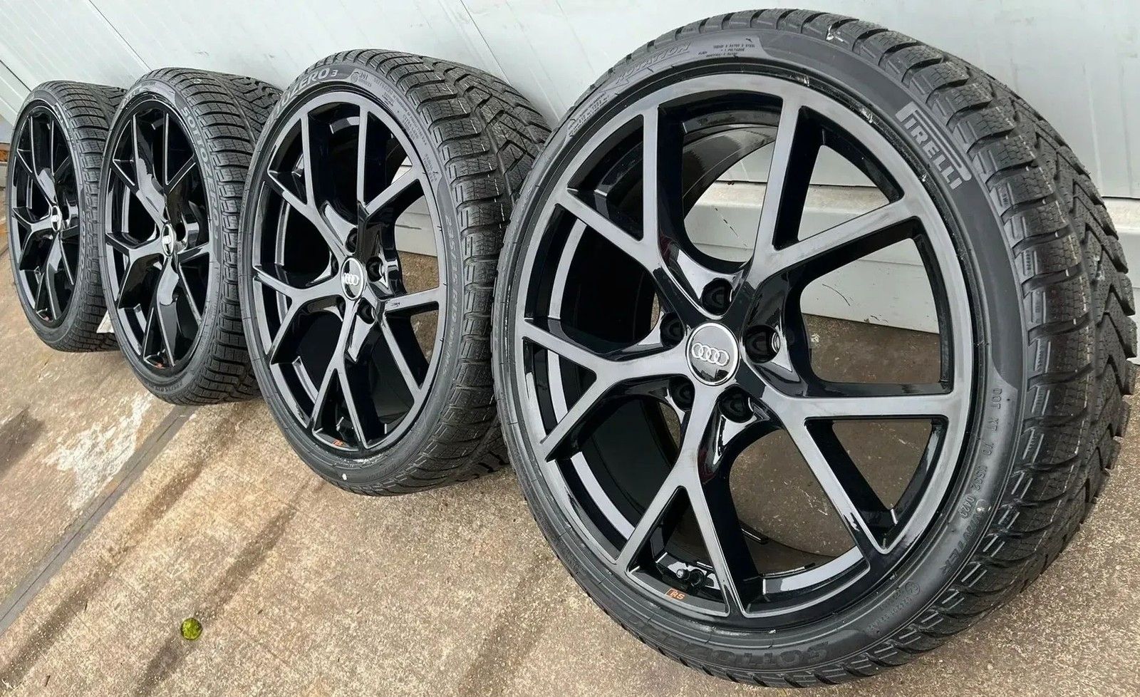 Audi RS3 8Y 19 Zoll Y Winterräder