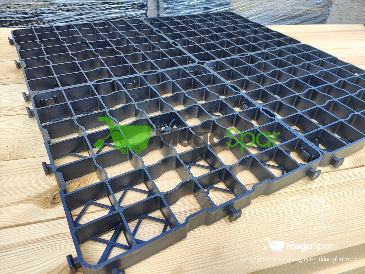Rasengitter, Kieswaben & Paddockplatten - ideal für den Paddock