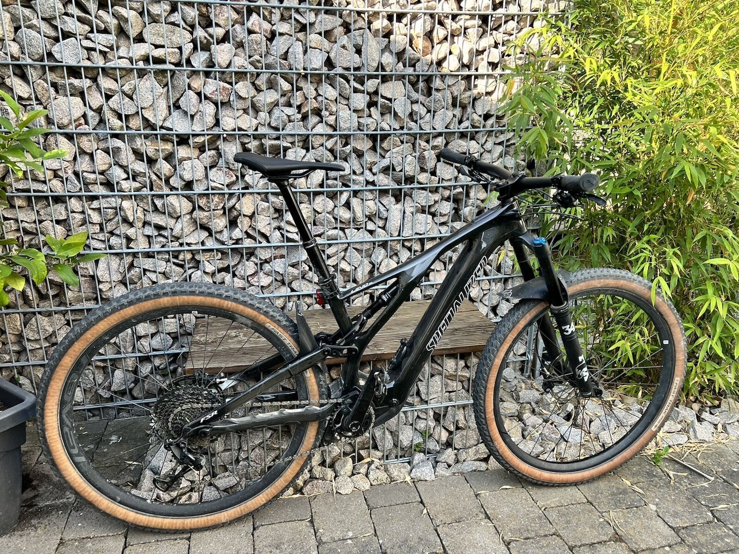 Specialized Levo SL Expert Carbon E-Mountainbike