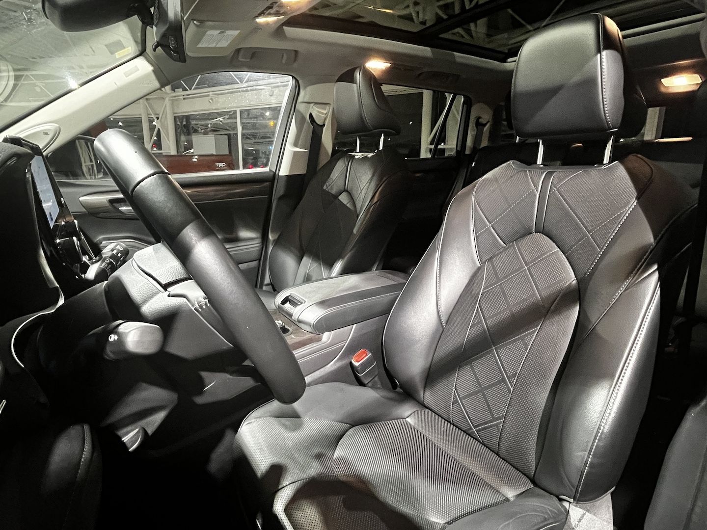 Toyota Highlander Platinum AWD, Baujahr 2023 🧊