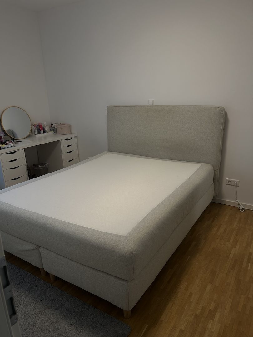 Boxspringbett (Ikea) 160x200 cm mit Matratze - sehr guter Zustand