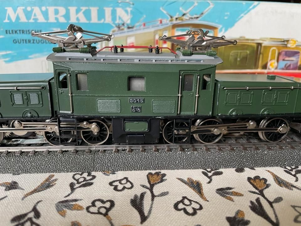 Märklin HO 3015 SBB Krokodil OVP Top-Zustand