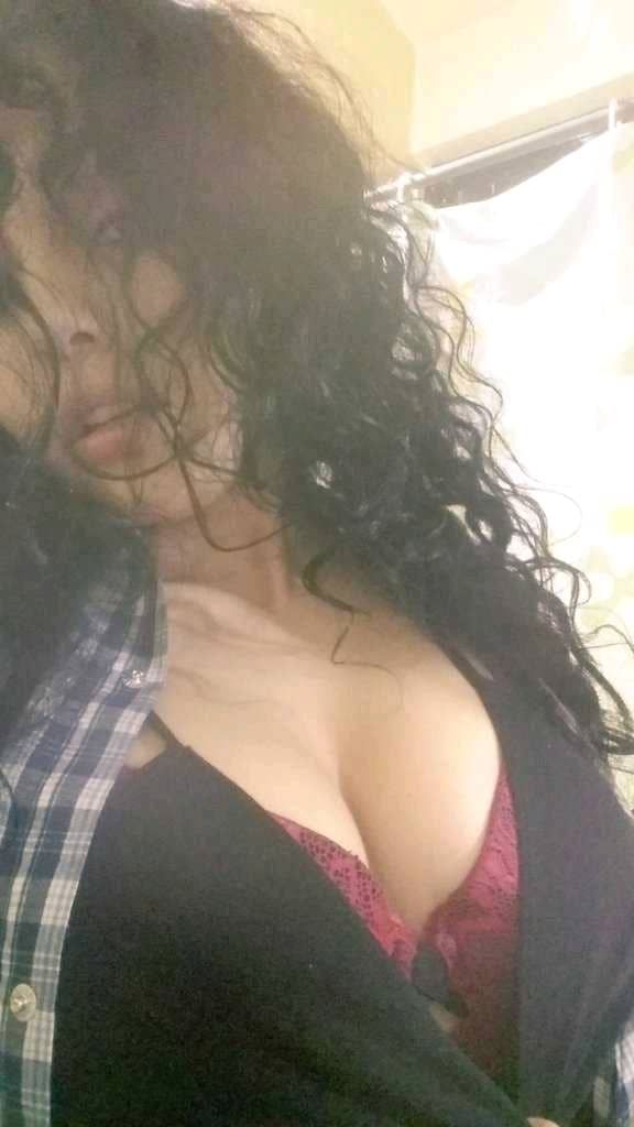 Sexy Frau verfügbar für Sex- und Massage-Begegnungen