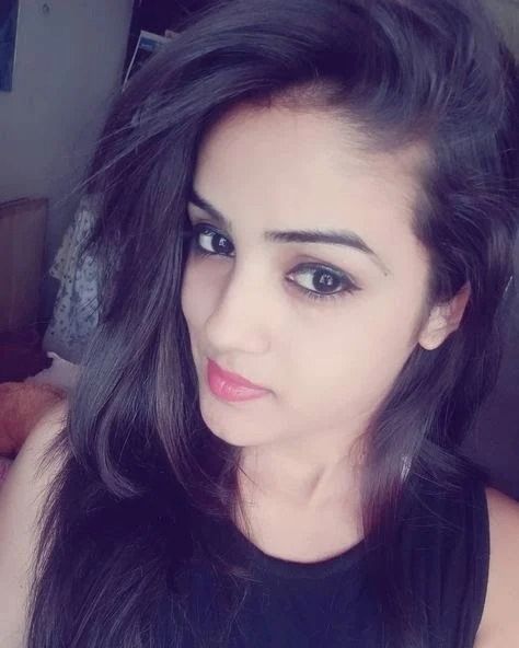 Eine junge Frau sucht einen Mann für eine ernsthafte Beziehung