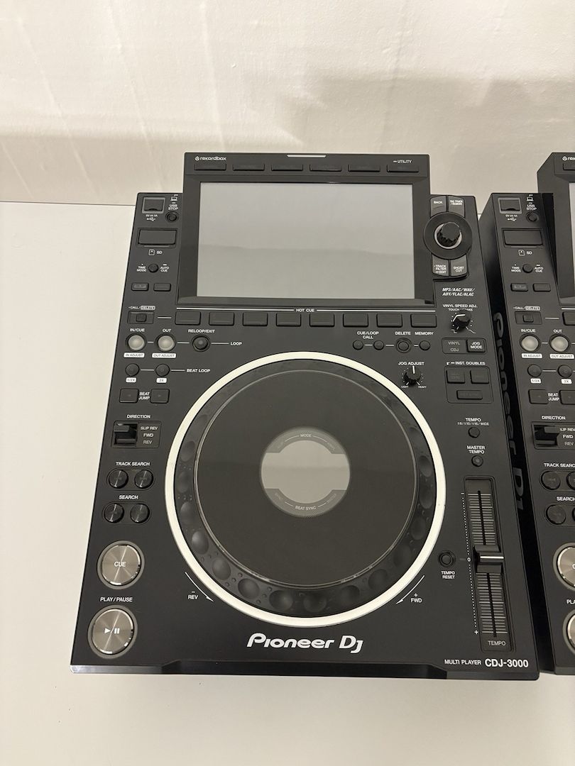 2 x Pioneer CDJ-3000 mit Originalverpackung