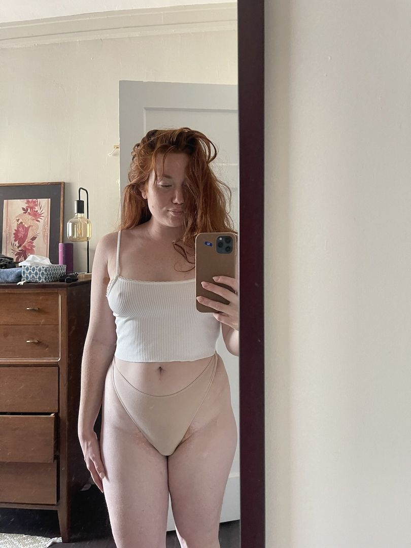 Ich stehe für bezahlte sexuelle Begegnungen (Sex ohne Kopfschmerzen) zur Verfügung