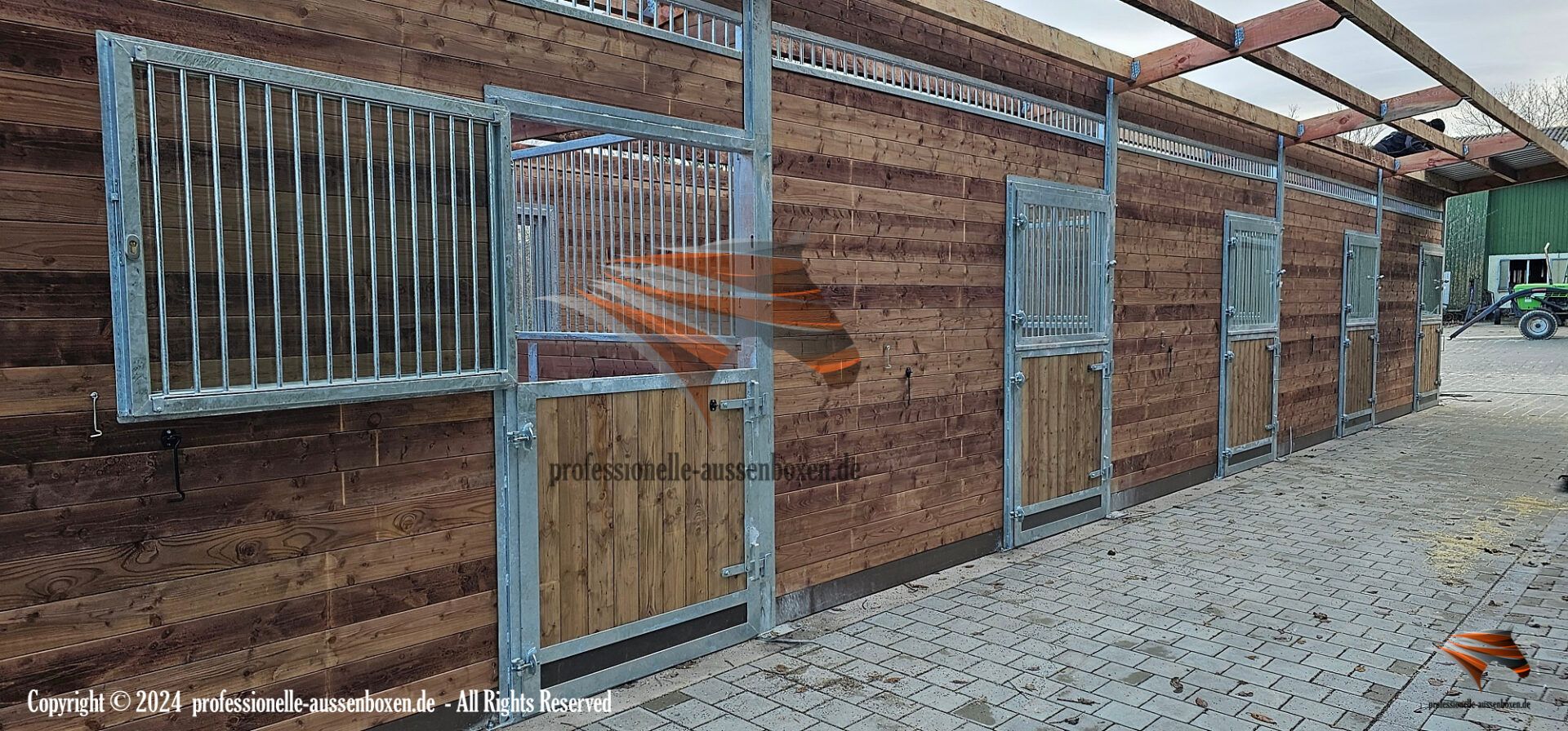 Stalltür kaufen & Paddocktür - Scheibetore | Pferdestalltür