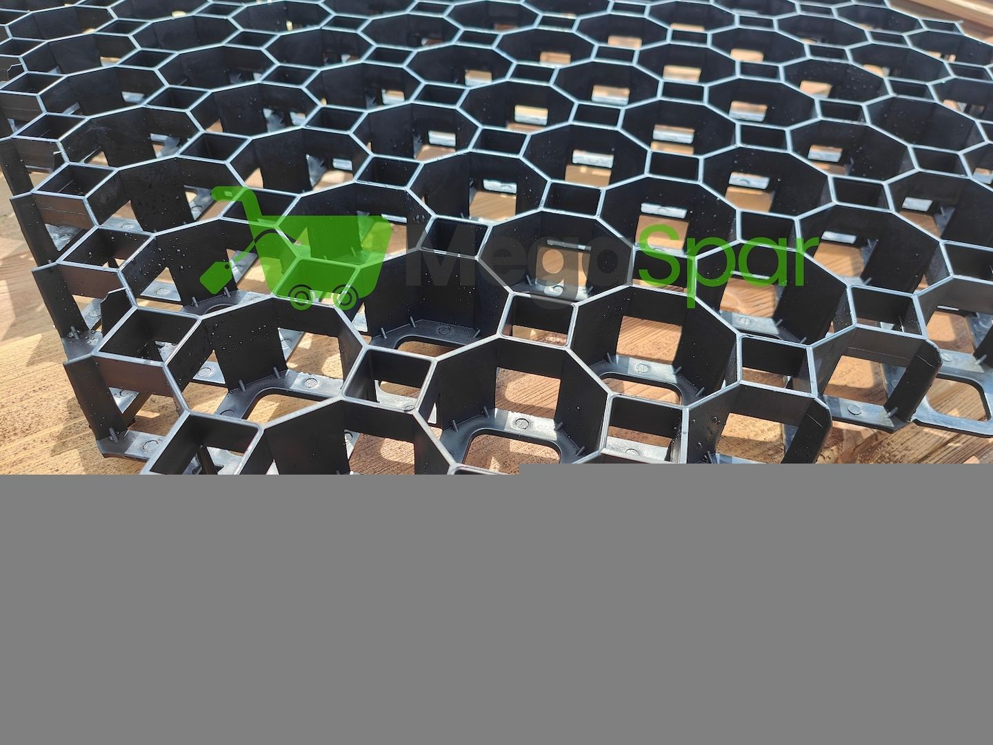 Rasengitter & Kiesgitter kaufen - Bodengitter NEOGRID 40 mm