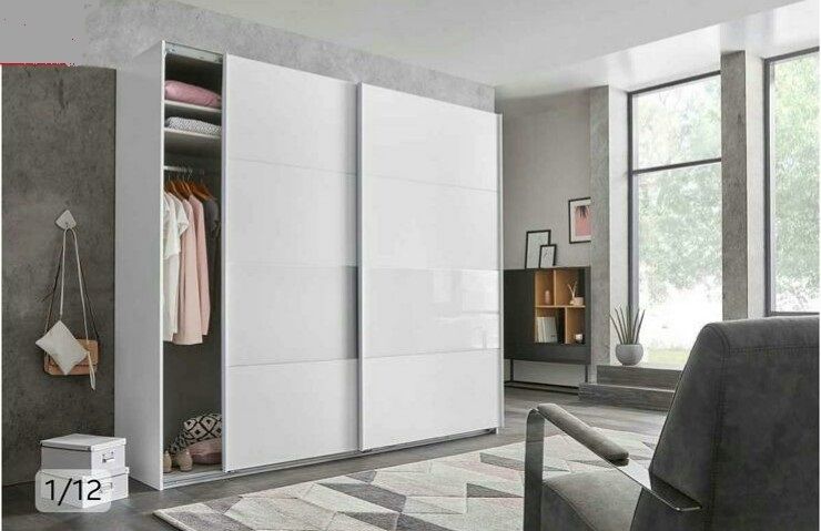 Möbelmonteur hilft in Düsseldorf