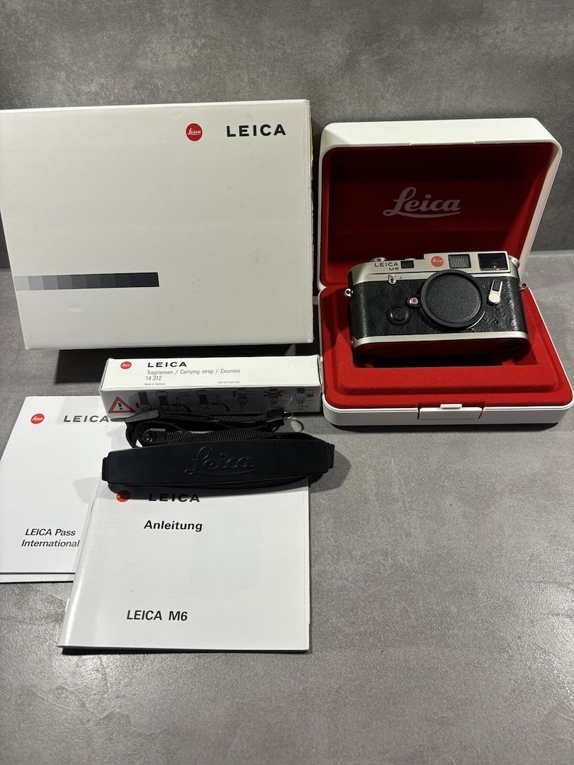 Leica M6 Kamera titanisiert