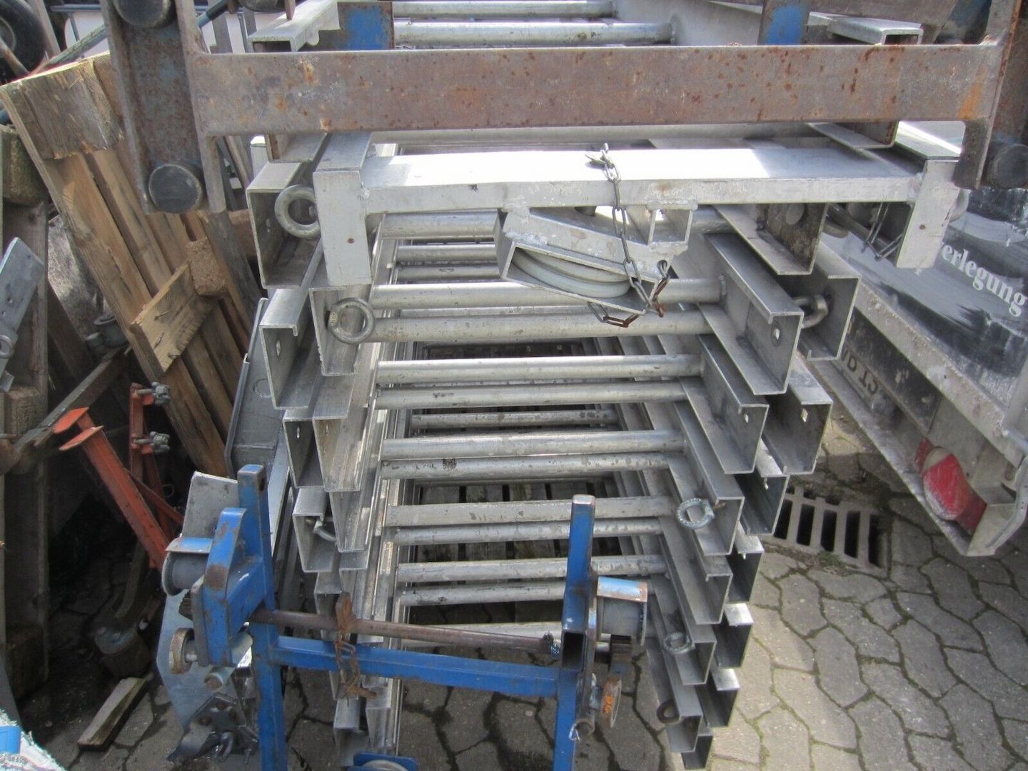 16 m Esda Dachdeckeraufzug Bauaufzug wie Geda Lift oder Böcker Aufzug