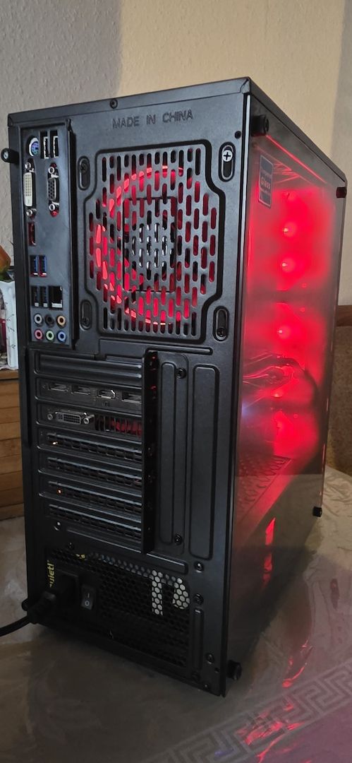 Custom neu RGB PC
