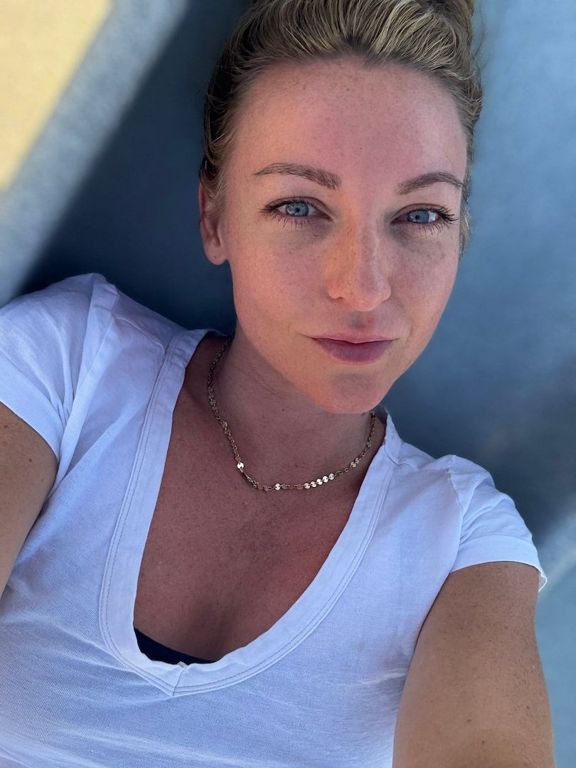 Ich bin eine liebenswerte, kultivierte und leidenschaftliche Frau.