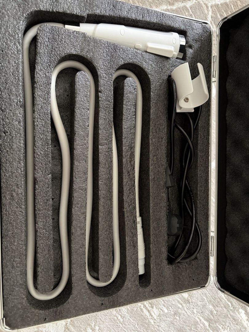 RF Microneedling Radiofrequenz Gerät - RF Microneedle Beauty Instrument