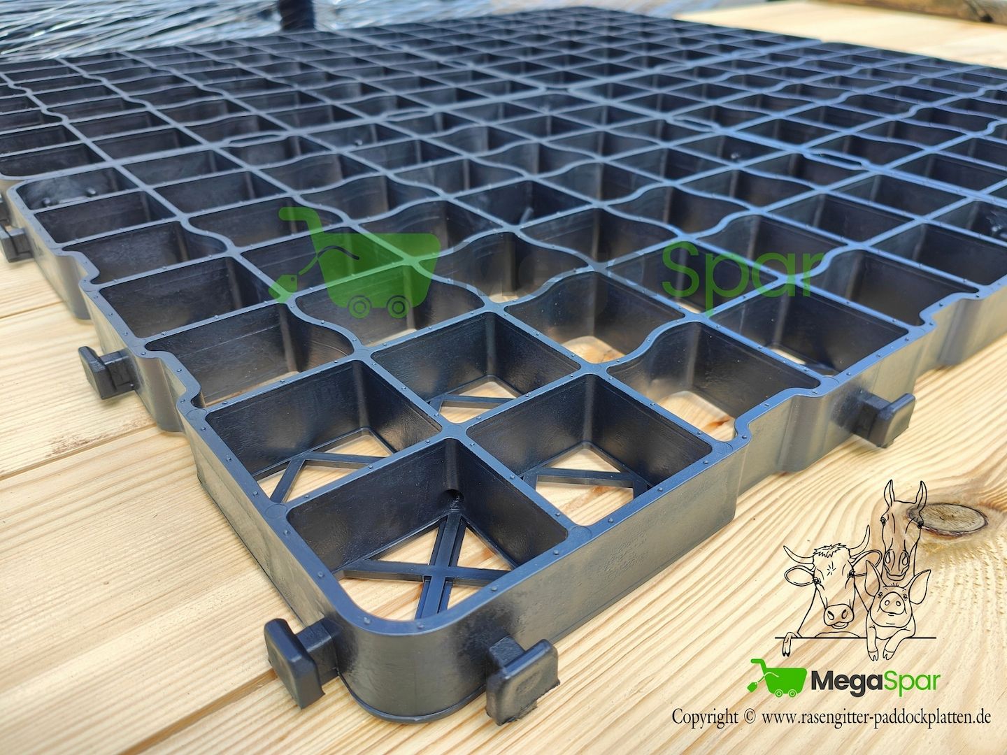 Rasengitter, Kieswaben & Paddockplatten - ideal für den Paddock