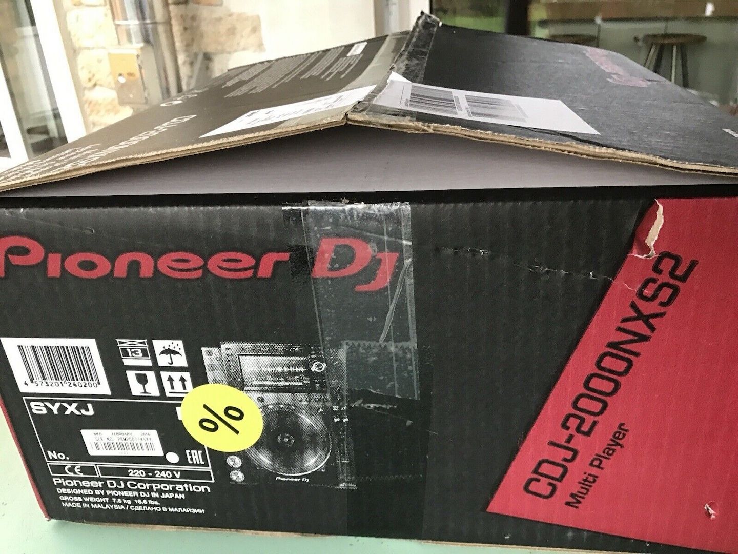 DJ Set inkl. Pioneer DJM V10 und 2x Pioneer CDJ 3000, gebraucht