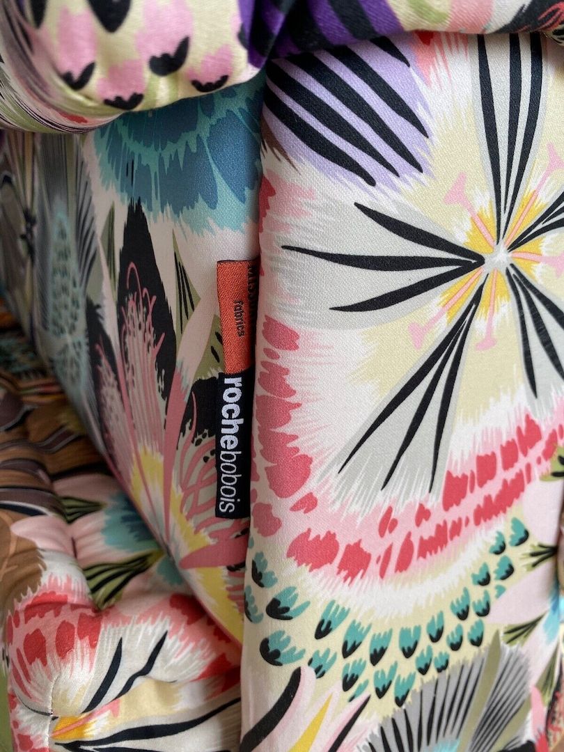 Ein sehr schönes Mah Jong Sofa - von Roche Bobois -im Missoni-Stoff!