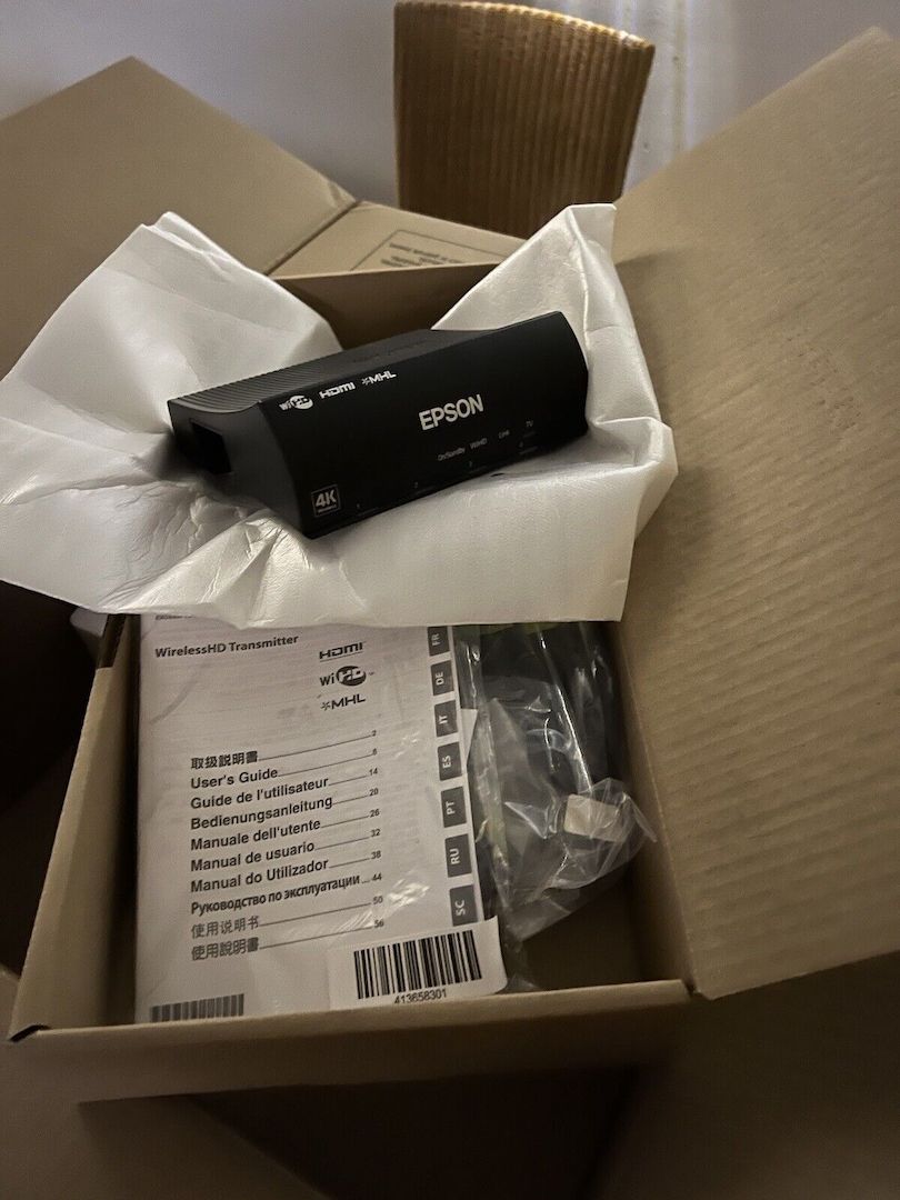 Epson EH-TW9400W 4K UltraHD HDR 3D Beamer  nur 23 Lampenstunden