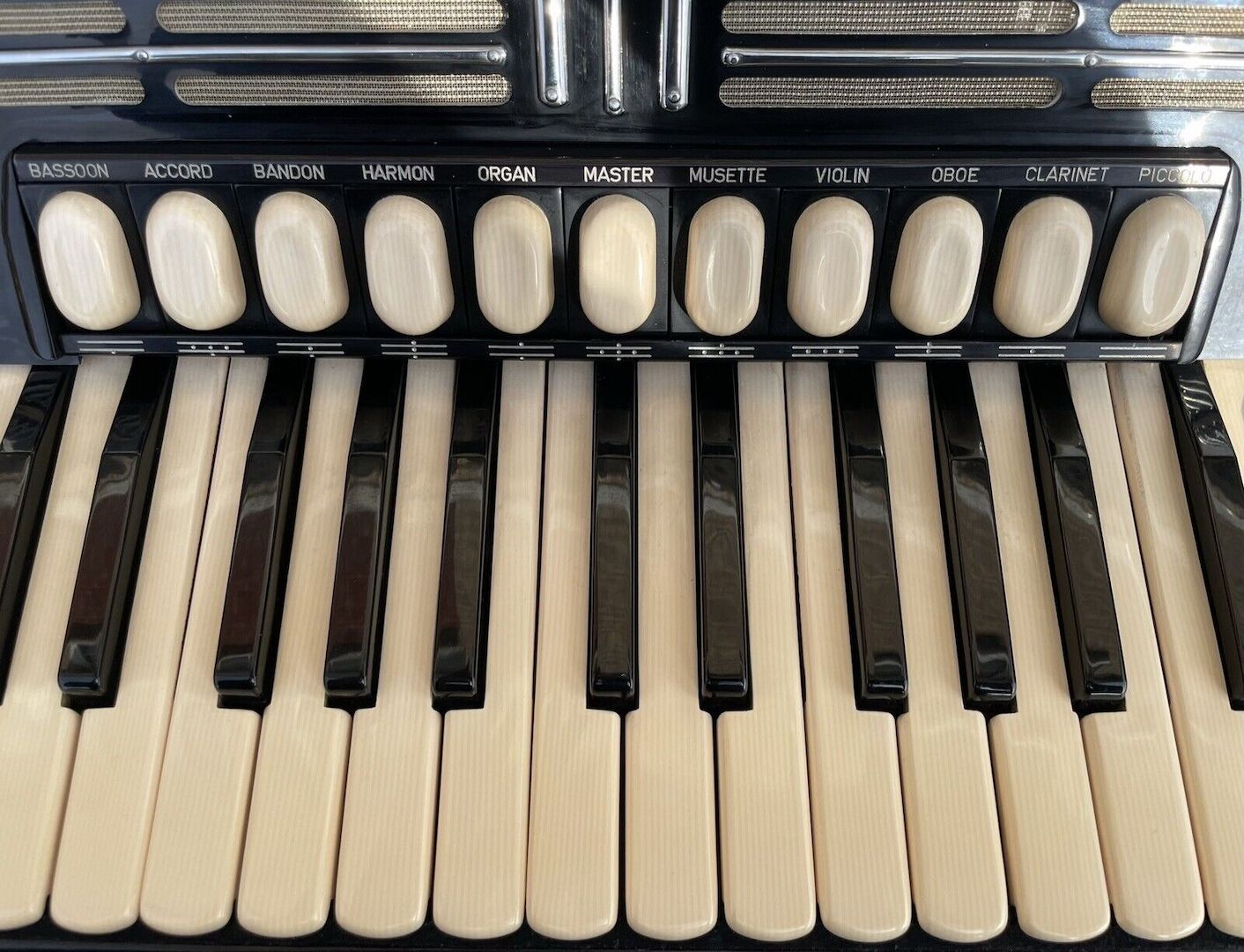 Hohner Akkordeon Morino V N 5-chörig