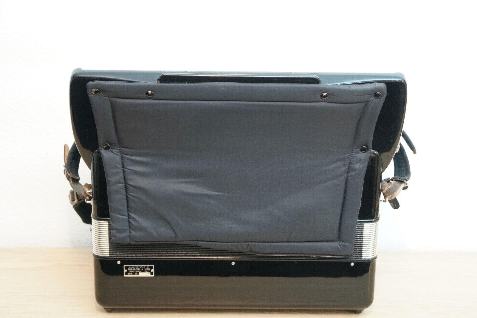 Italienisches Akkordeon Brandoni Cassotto Super 120 Bässe 5 Chörig