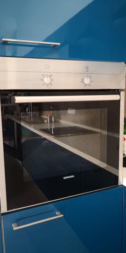 Nolte Küche in Petrol. 2,20x4,50 sehr guter Zustand mit Siemens-Elektrogeräten