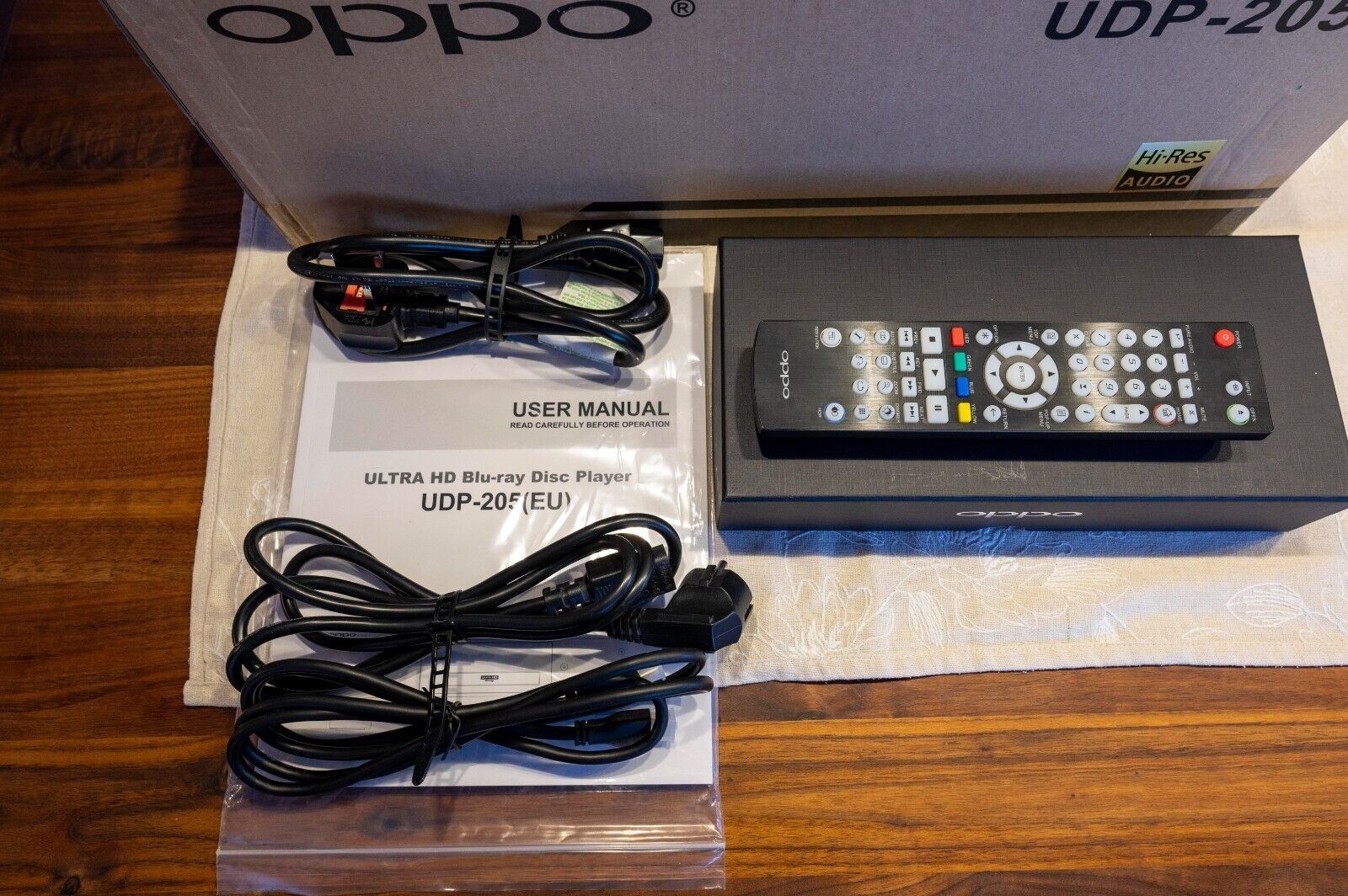 Oppo UDP 205 Sehr gute Zustand, der beste Player Weltweit